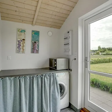 Nuutti - 300m From The Sea By Interhome